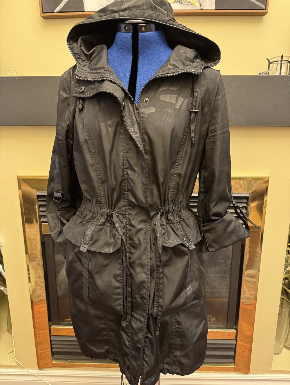 BCBGeneration Black Tonal Camo Hooded Rain Jacket Full Zip L